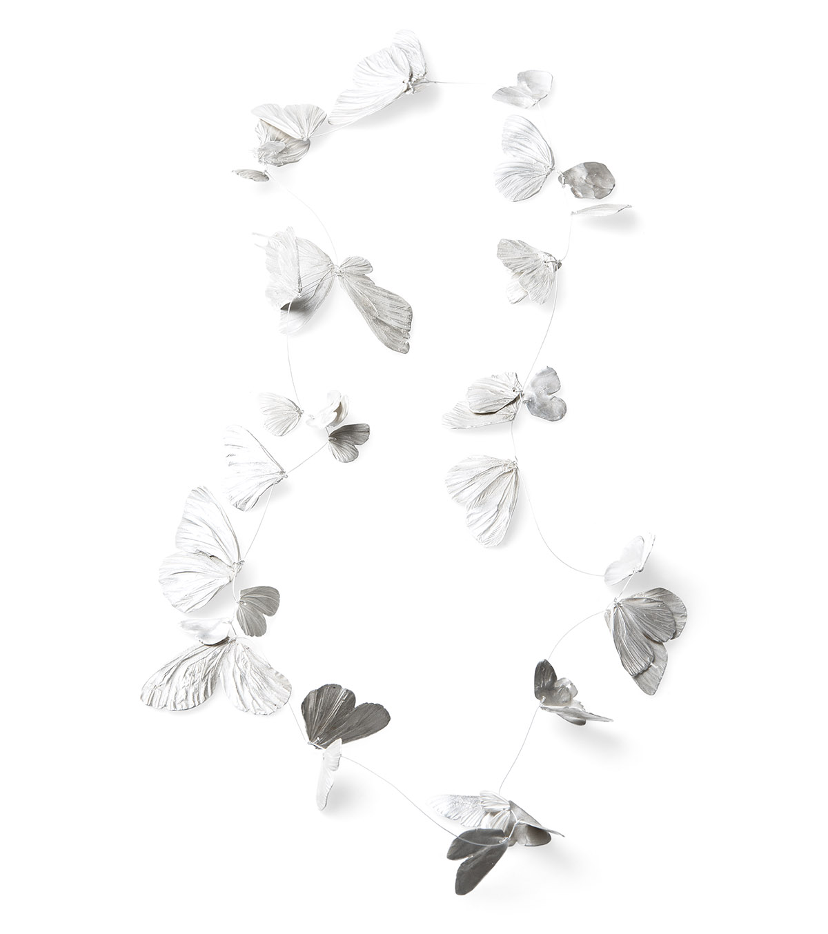 Falter white - Iris Merkle Contemporary Jewelry